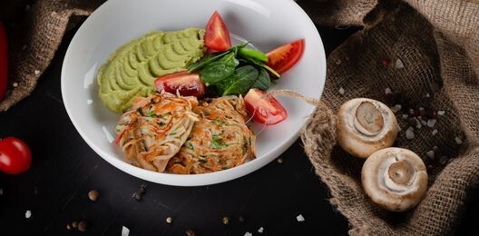 Оладьи с крабом и семгой