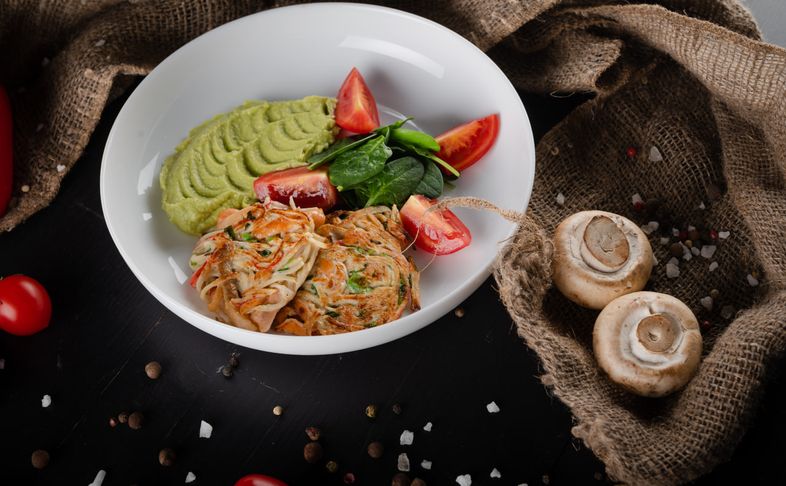 Оладьи с крабом и семгой