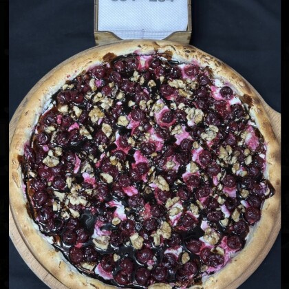 Вишня в шоколаде 33 см