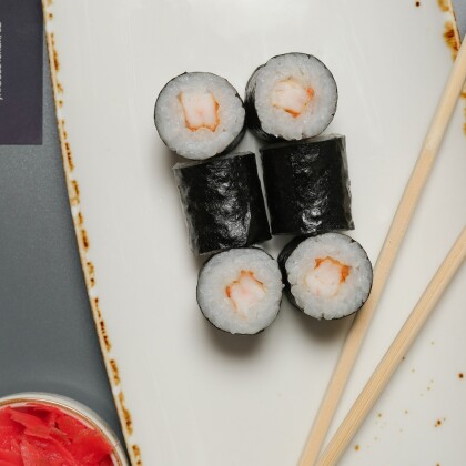 Ролл "Эби маки"