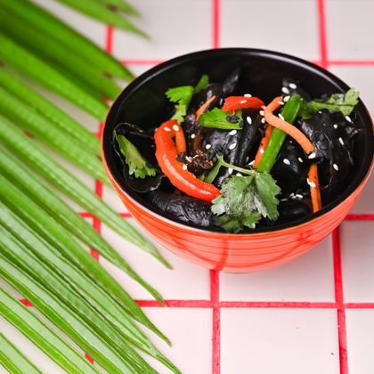 Салат из древесных грибов