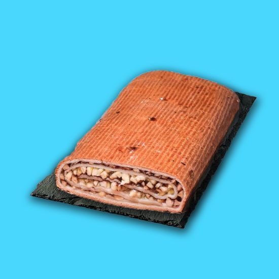 Рулет с яблоком и корицей