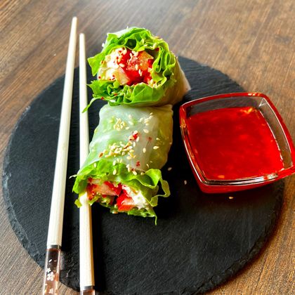 Спринг-ролл с креветкой