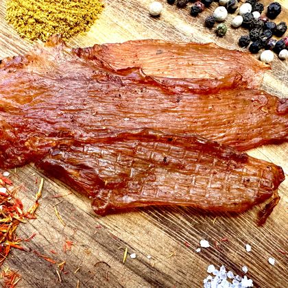 ВАЖНО! По предзаказу 1-2дня! 
Долгожданный всеми проект запущен!
Вяленые джерки из куриной грудки покорят любого, ведь они натуральные и очень вкусные. А еще - очень полезные, в них практически нет жиров, но очень много белка. Спортсмены оценят 💪🏻. Отличный перекус, а также лучшая закуска для шумной компании!
Заказ от 200г!