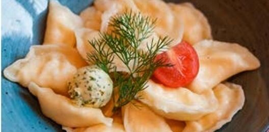 Вареники с адыгейским сыром и сметаной