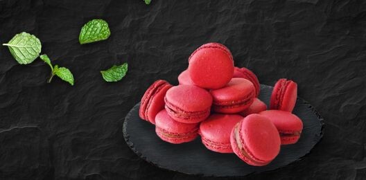 Макарун малиновый