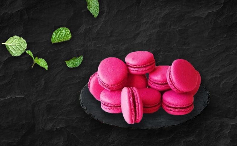 Макарун вишневый