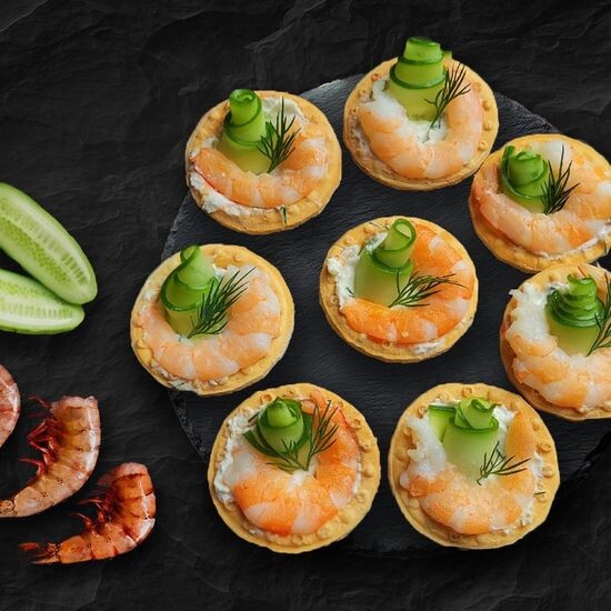 Тарталетки с креветкой