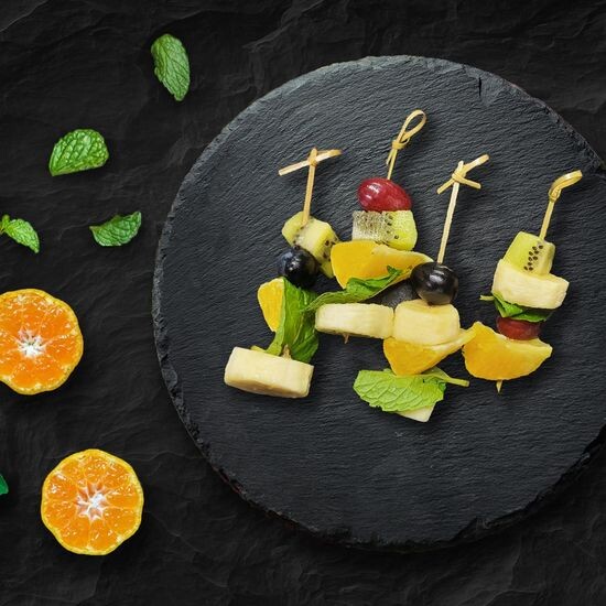 Канапе фруктовое