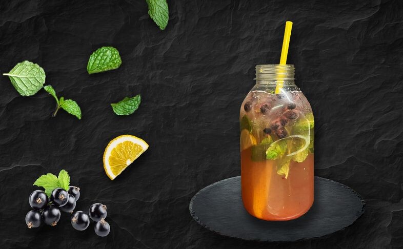 Домашний лимонад черносмородиновый