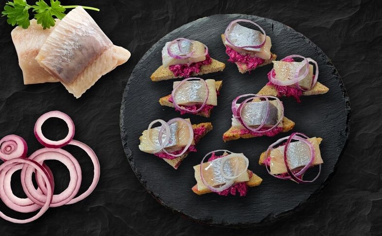 Закуска с сельдью