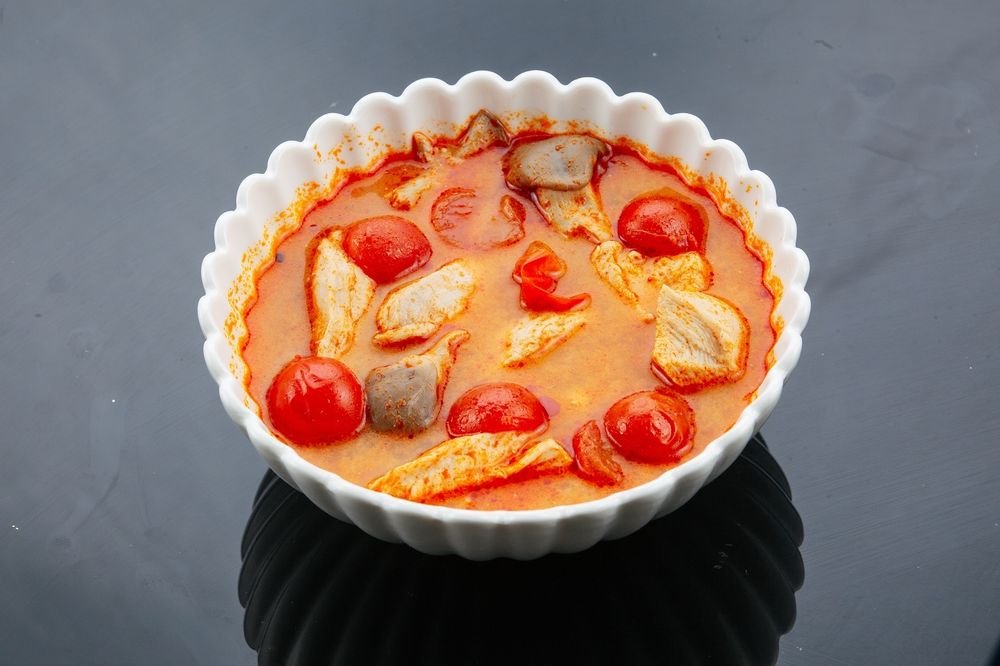 Том-ям с курицей