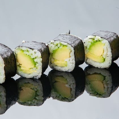 Ролл "Авокадо маки"