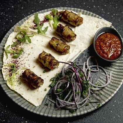 Роллы из телятины в баклажане