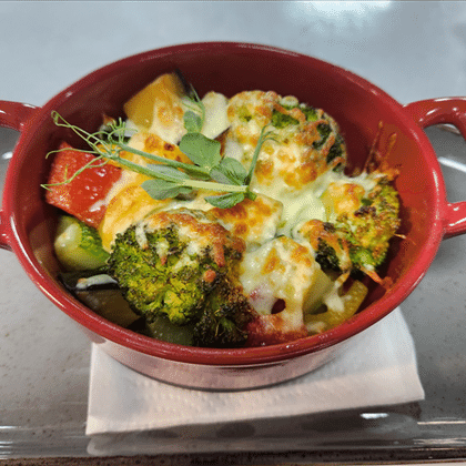 Овощи, запеченные с сыром