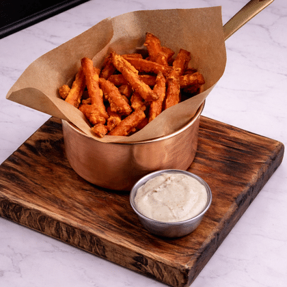 Батат фри с соусом дорблю