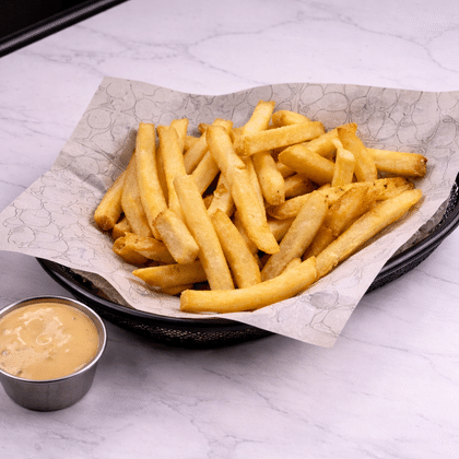 Картофель фри с соусом "Гольф"