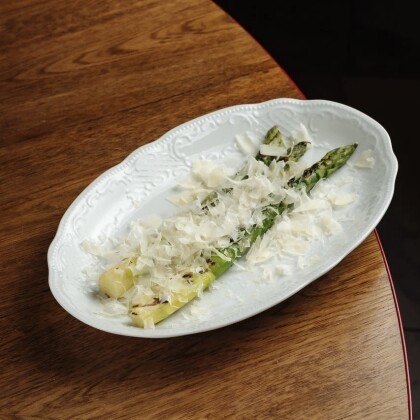 Спаржа на гриле