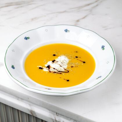 Тыквенный суп со страчателлой