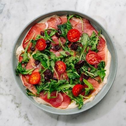 Салат с вяленой уткой