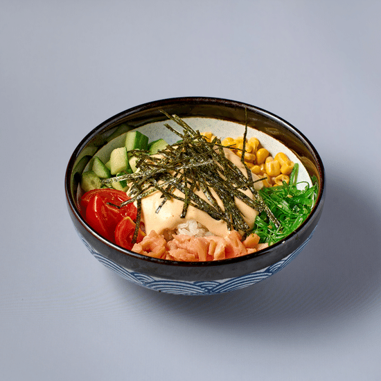 Поке с красной рыбой