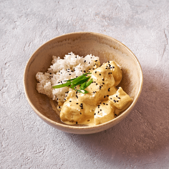 Белая рыба с рисом в сливочном карри