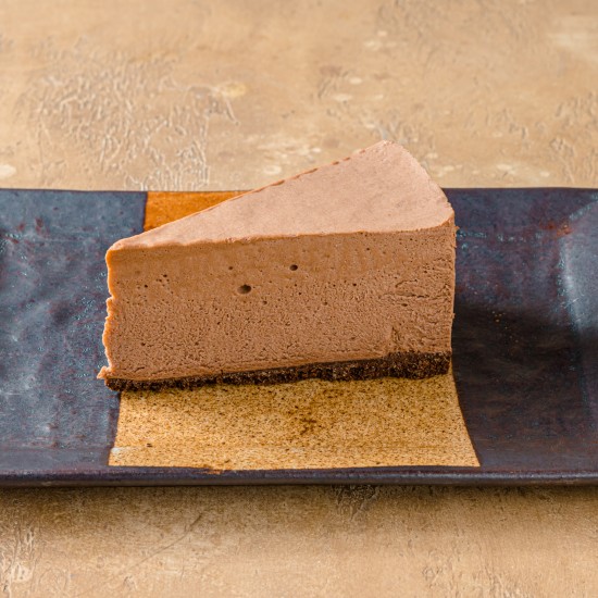 Шоколадный чизкейк на основе сливочного сыра и какао