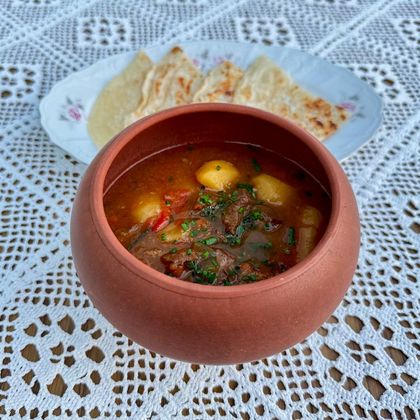 Жаркое из говядины, с овощами