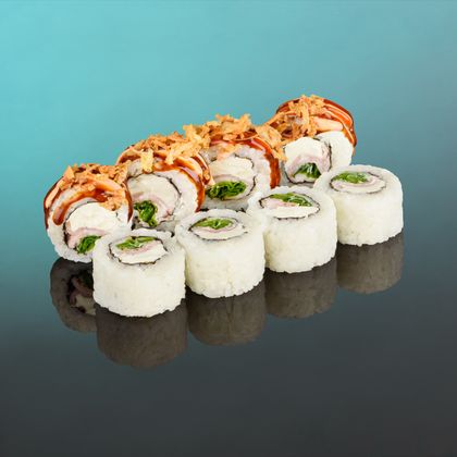 Ролл с беконом