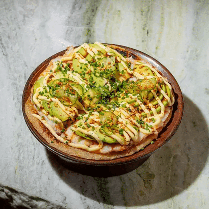 Роти с креветкой, авокадо