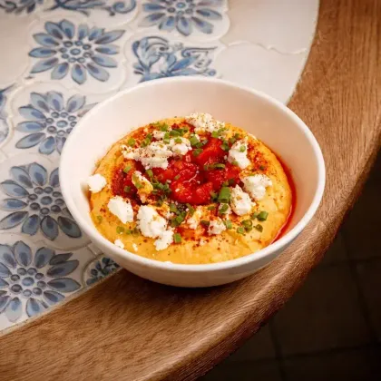 Мусс из феты и печеных перцев