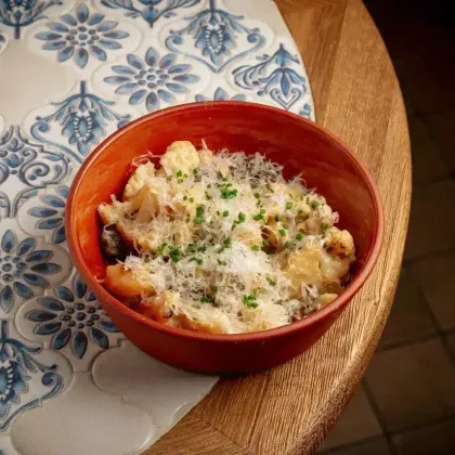 Цветная капуста, перечный соус, трюфель