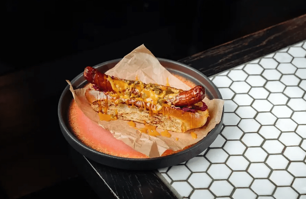 Хот-дог с бельгийской колбаской