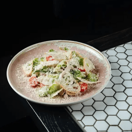 Цезарь с цыплёнком