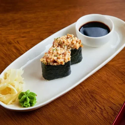 Острые суши угорь