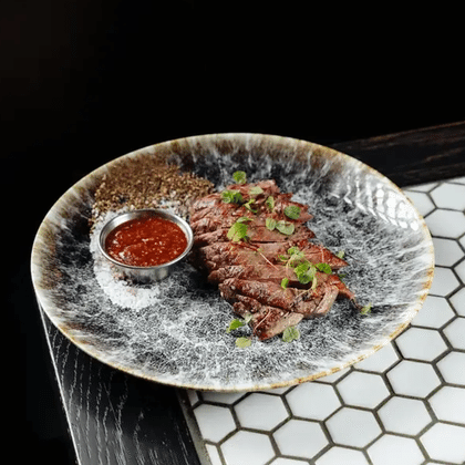 Стейк Фланк сухого вызревания с бейби картофелем