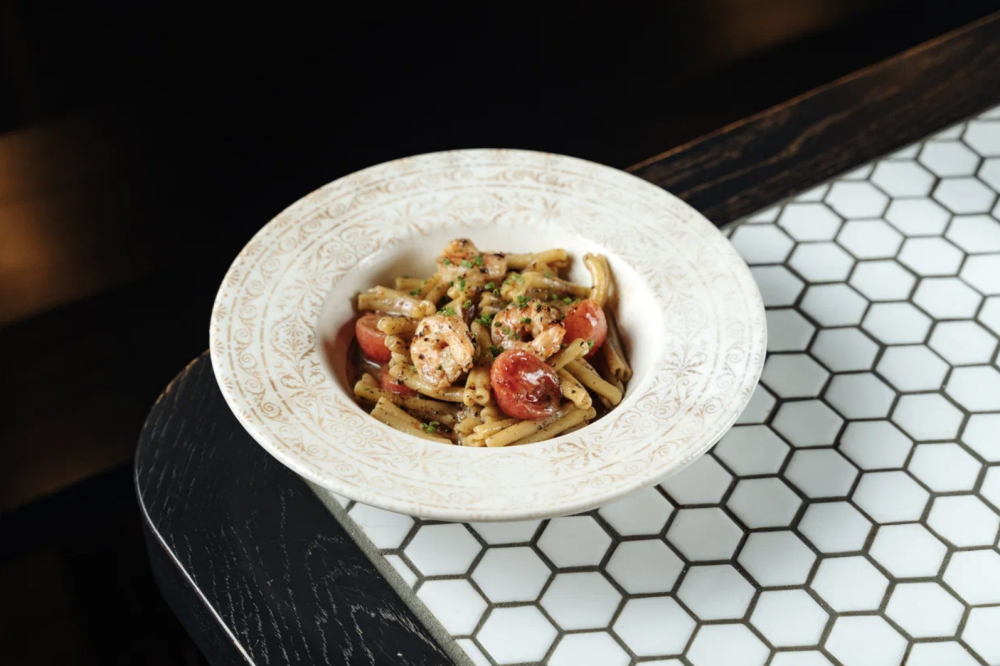 Казаречче с креветками и трюфельным соусом