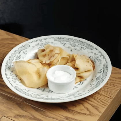 Блины со сметаной