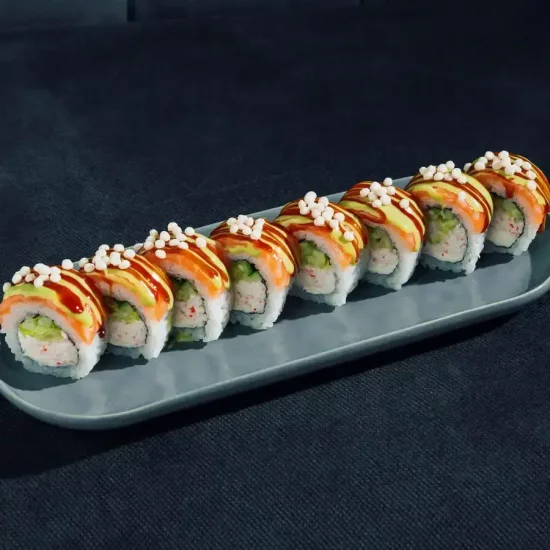 Ролл лосось-фисташка
