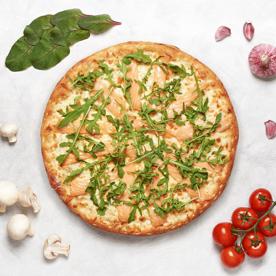 С лососем и рукколой