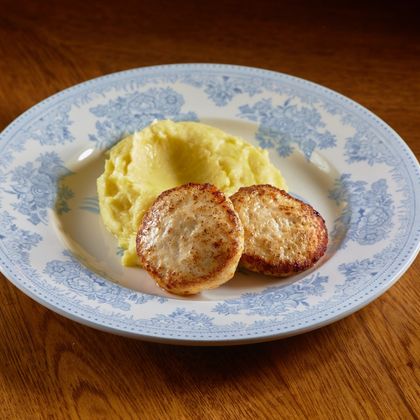 Куриные котлетки с картофельным пюре