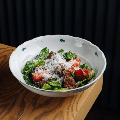 Теплый салат с куриной печенью