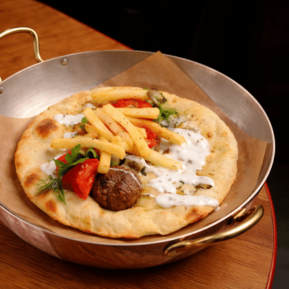 Гирос с митболами