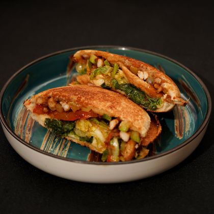 ПИТА СВИНИНА 200 ГР