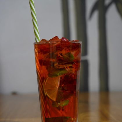 МОХИТО КЛУБНИЧНЫЙ 250 МЛ.