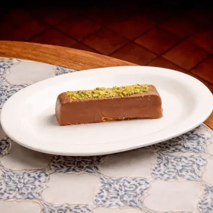 Ореховая халва с молочным шоколадом