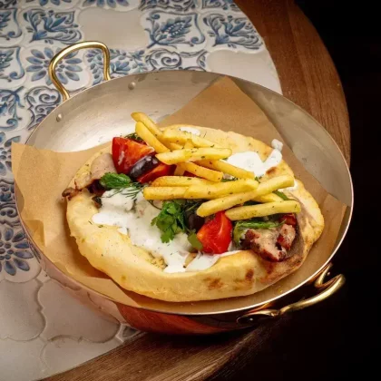 Гирос с цыпленком на гриле