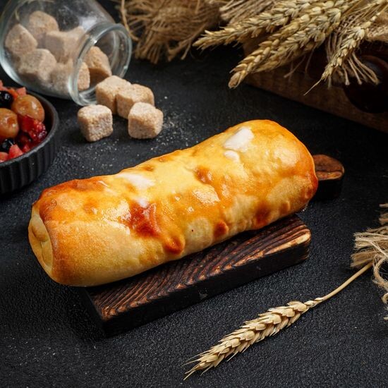 Пирожок ягодный