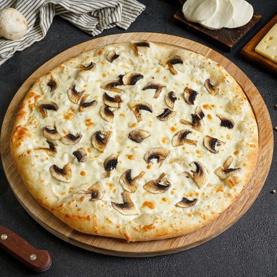 Пицца грибная 33 см