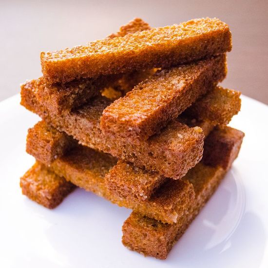 Гренки чесночные